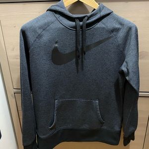 Nike Pro Therma-Fit hoodie